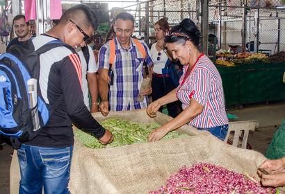 colombia markets commercialization era